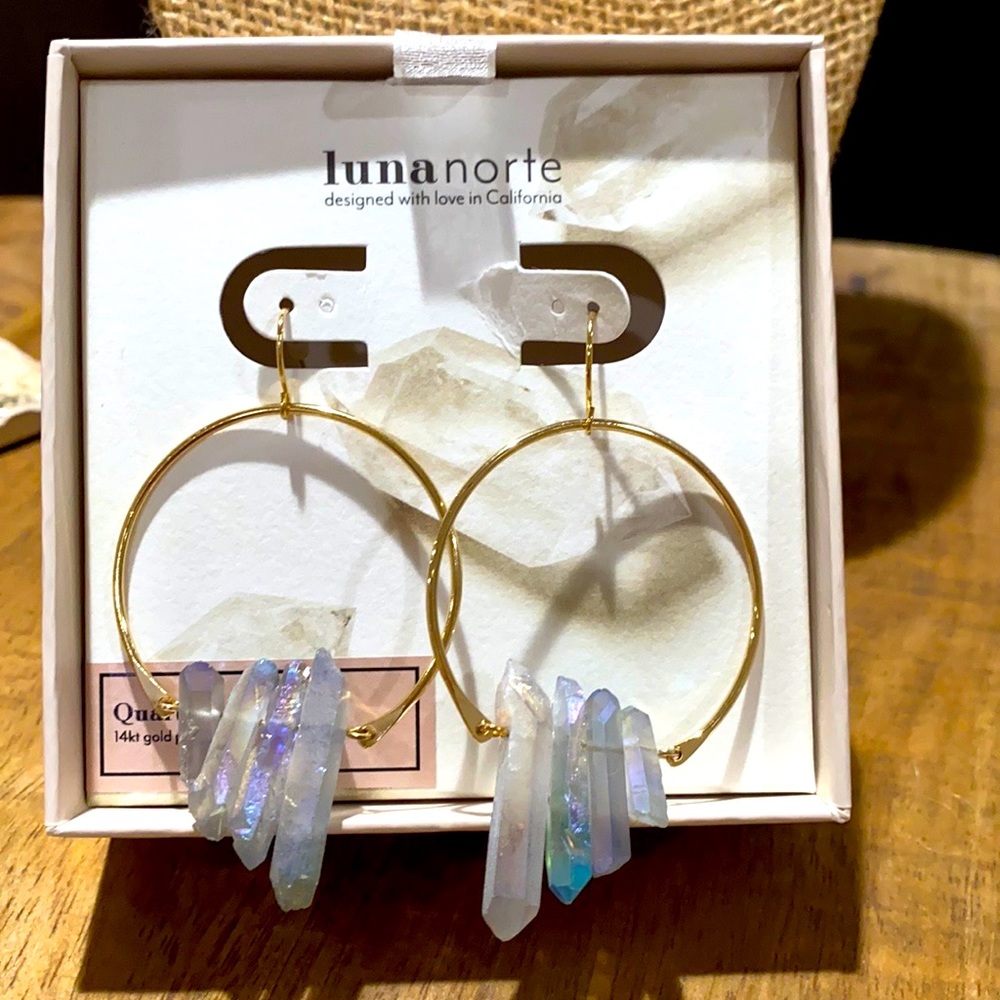 luna norte quartz dangle earrings